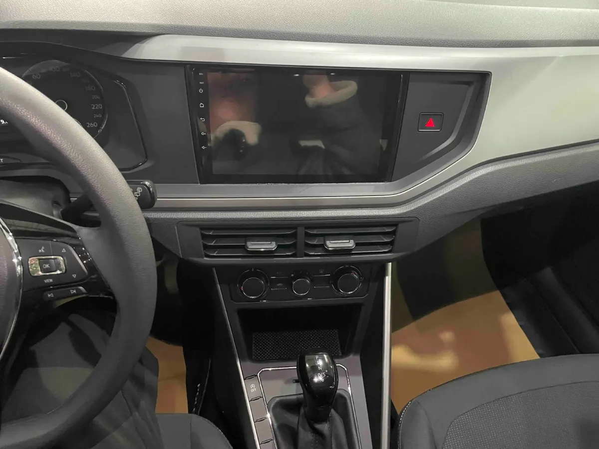 2019 Volkswagen Polo 1.5L 113HP L4 6AT,autocango,china used car exporter,china ev exporter,chinese used car exporter,chinese used ev exporter