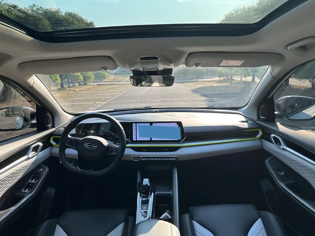 2023 Geely Coolray 1.5T 181HP L4 7DCT,autocango,china used car exporter,china ev exporter,chinese used car exporter,chinese used ev exporter