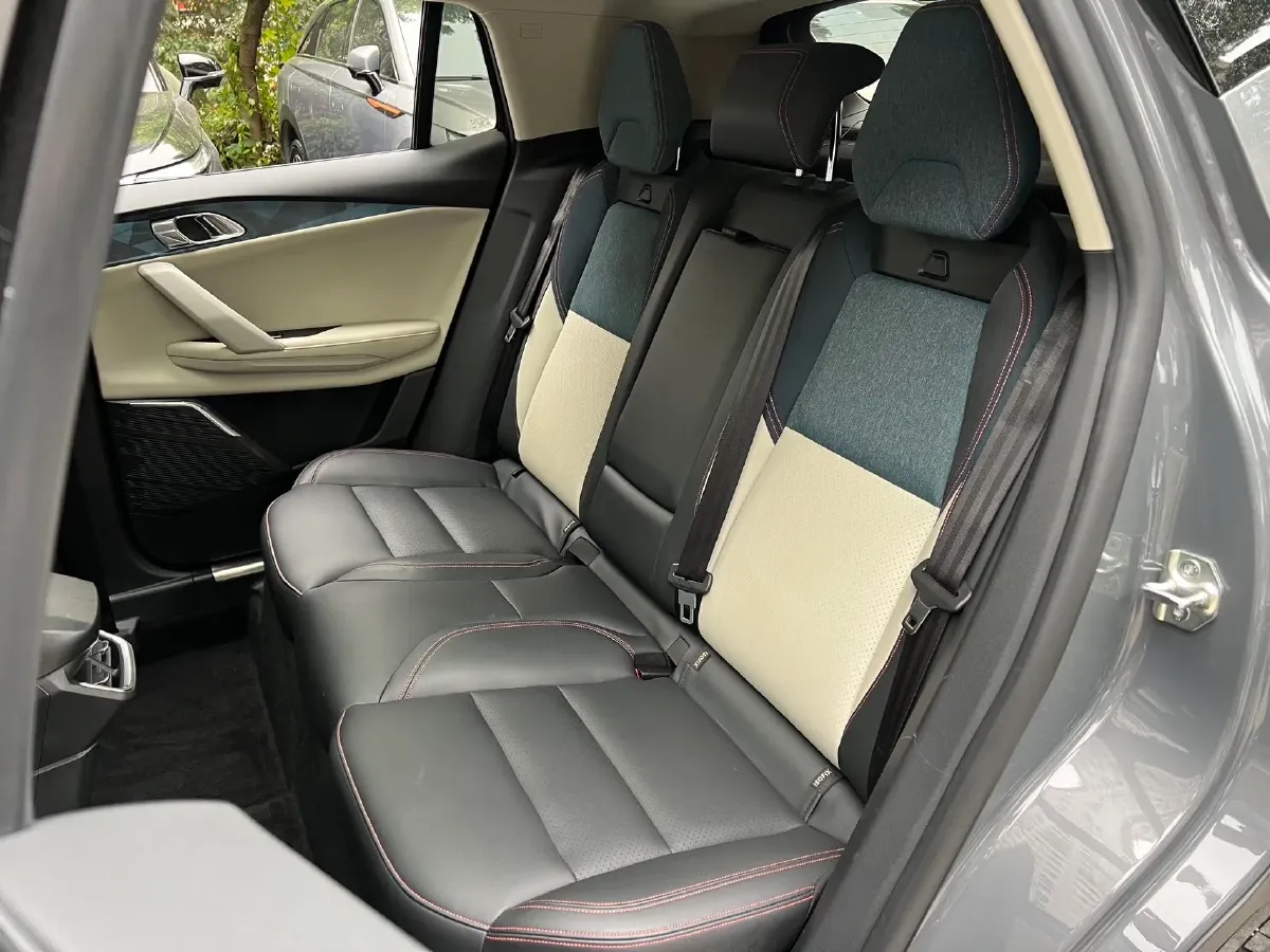 2020 LYNK&CO 06 1.5T 177HP L3 7DCT,autocango,china used car exporter,china ev exporter,chinese used car exporter,chinese used ev exporter