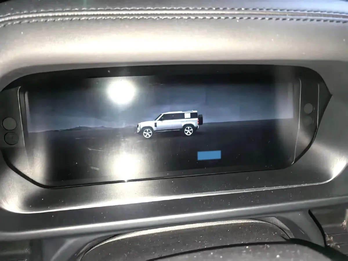 2022 Land Rover Defender 3.0T 400HP L6 8AT,autocango,china used car exporter,china ev exporter,chinese used car exporter,chinese used ev exporter