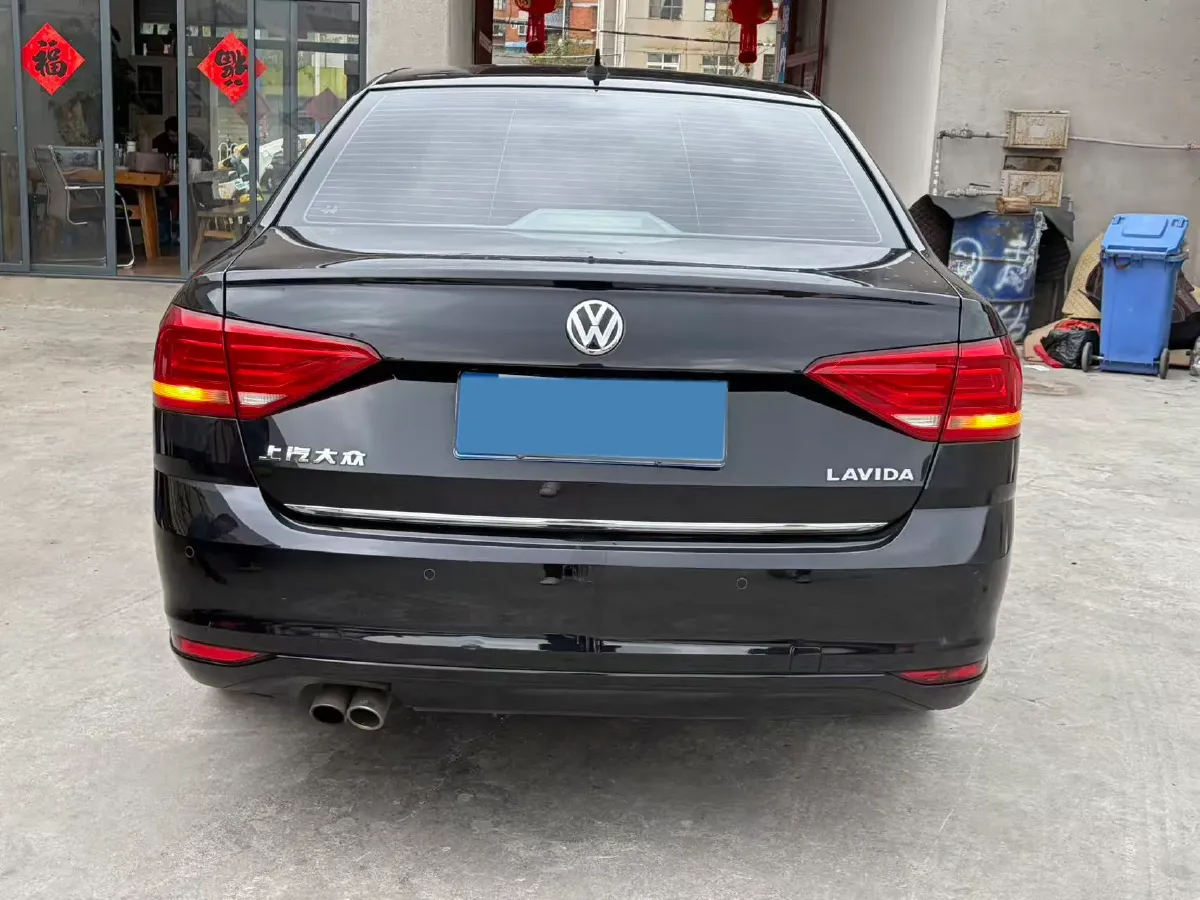 2017 Zotye Damy X7 1.8T 177HP L4 5MT,autocango,china used car exporter,china ev exporter,chinese used car exporter,chinese used ev exporter