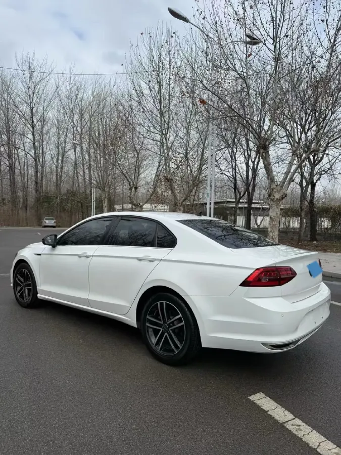 2021 Volkswagen Lamando 1.4T 150HP L4 7DCT,autocango,china used car exporter,china ev exporter,chinese used car exporter,chinese used ev exporter