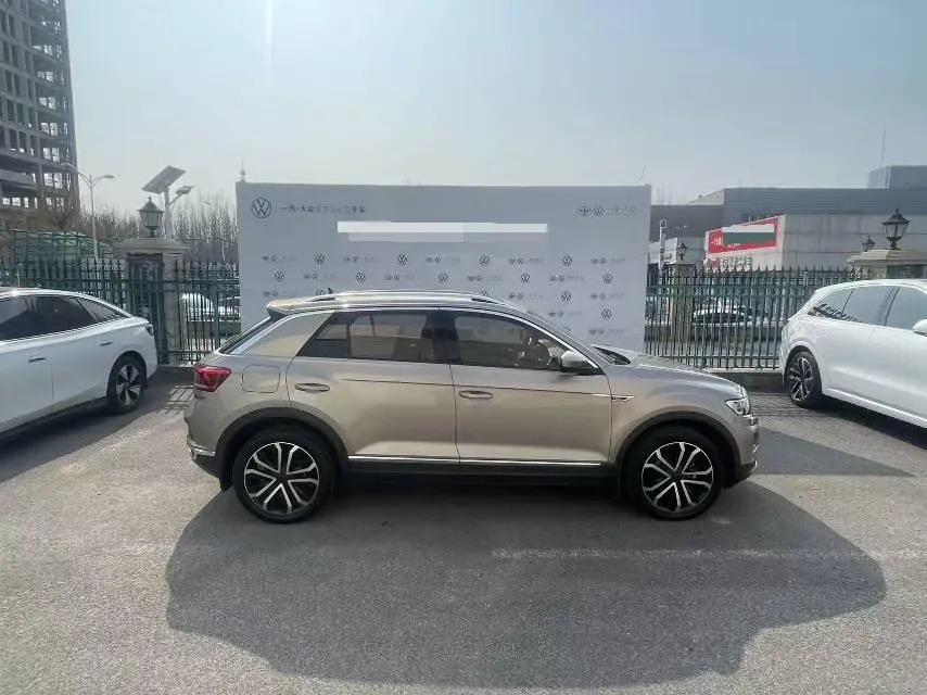 2019 Volkswagen T-Roc 1.4T 150HP L4 7DCT,autocango,china used car exporter,china ev exporter,chinese used car exporter,chinese used ev exporter