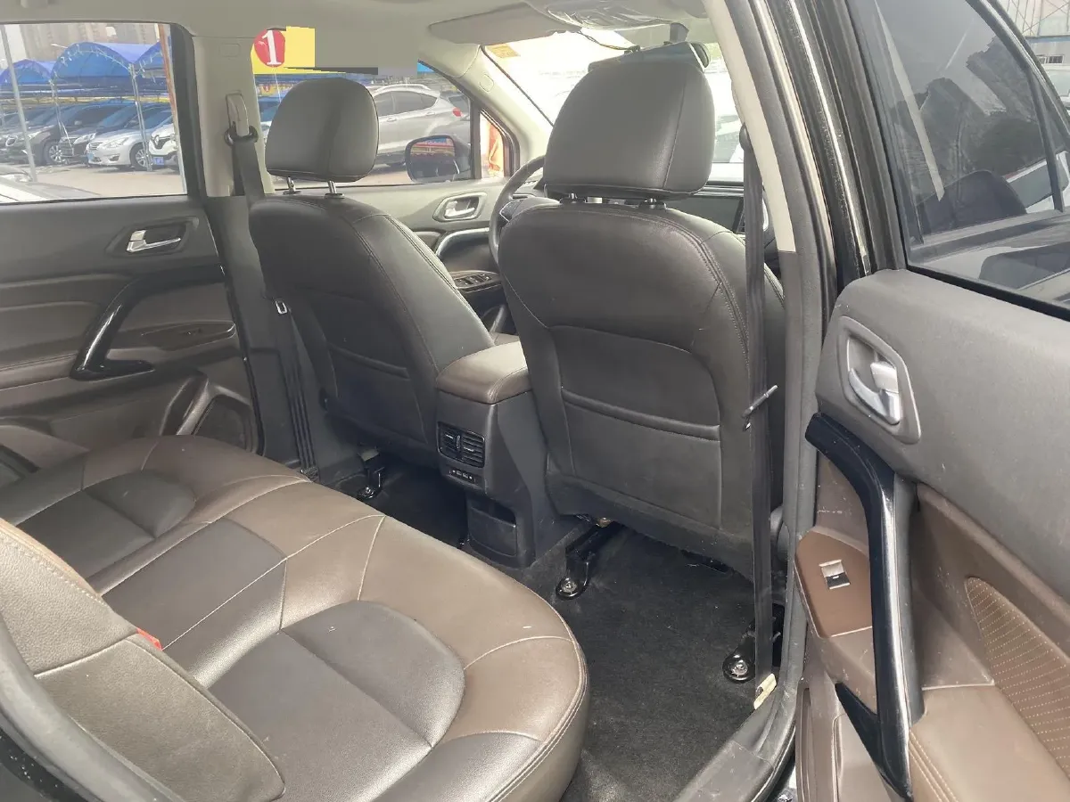 2017 GAC Trumpchi GS4 1.3T 137HP L4 5MT,autocango,china used car exporter,china ev exporter,chinese used car exporter,chinese used ev exporter