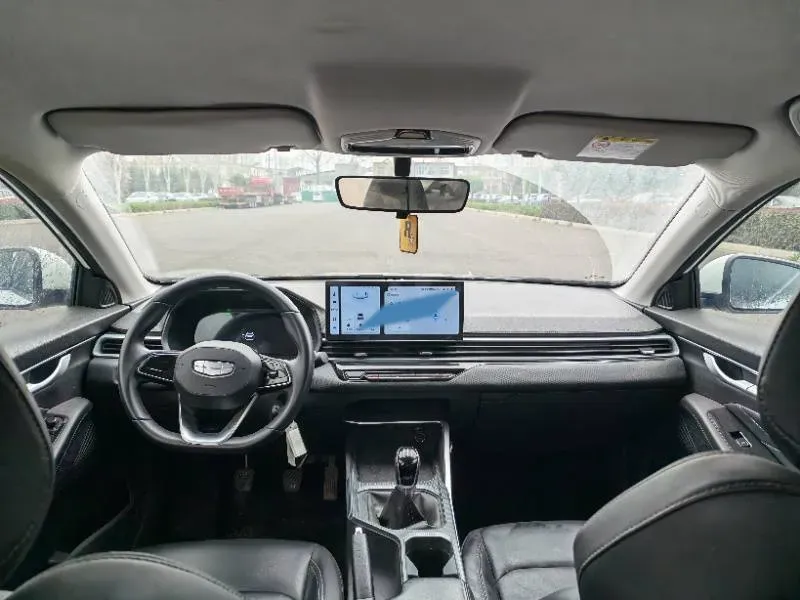 2025 Geely Emgrand 1.5L 127HP L4 5MT,autocango,china used car exporter,china ev exporter,chinese used car exporter,chinese used ev exporter