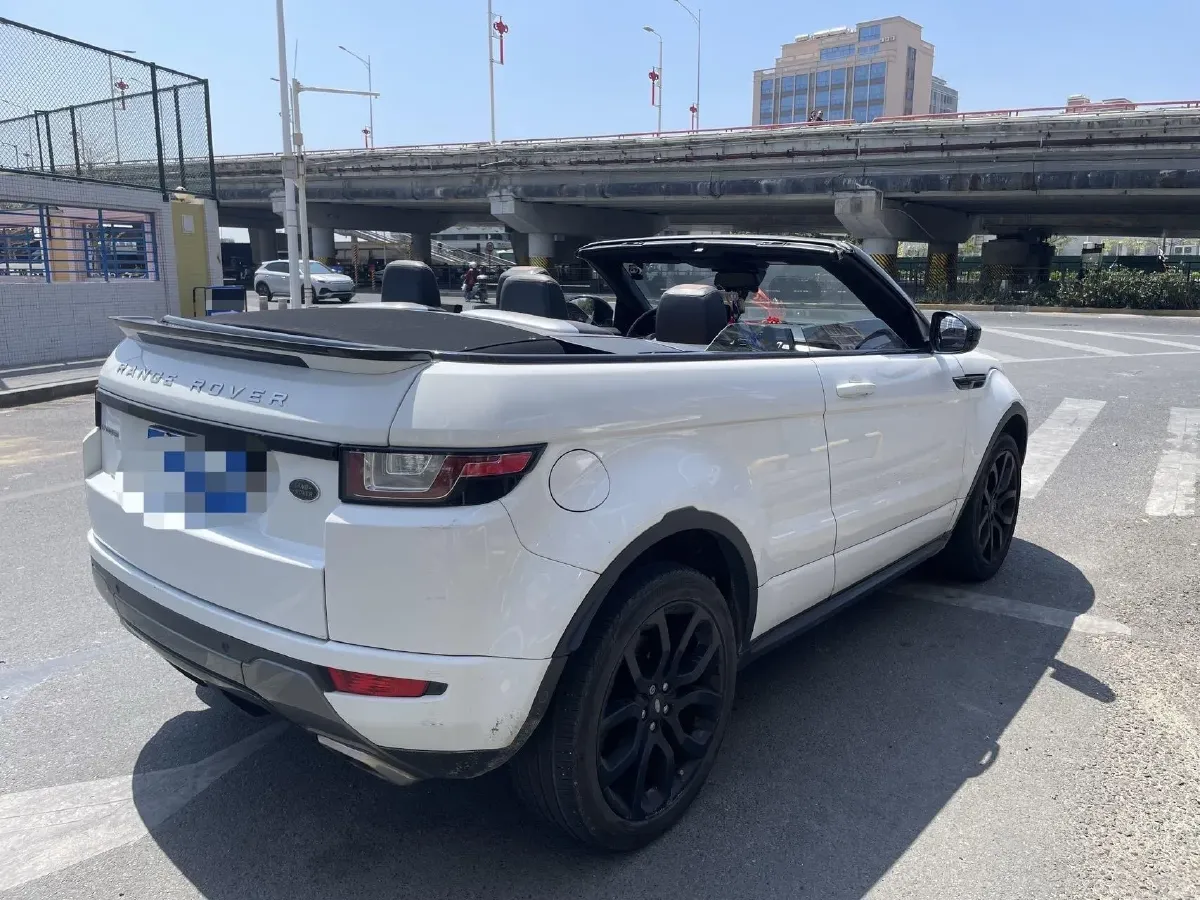 2017 Land Rover Range Rover Evoque 2.0T 241HP L4 9AT,autocango,china used car exporter,china ev exporter,chinese used car exporter,chinese used ev exporter
