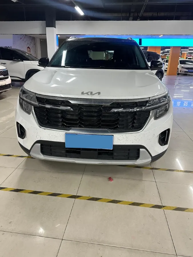 2023 Kia Seltos 1.5L 115HP L4 CVT,autocango,china used car exporter,china ev exporter,chinese used car exporter,chinese used ev exporter
