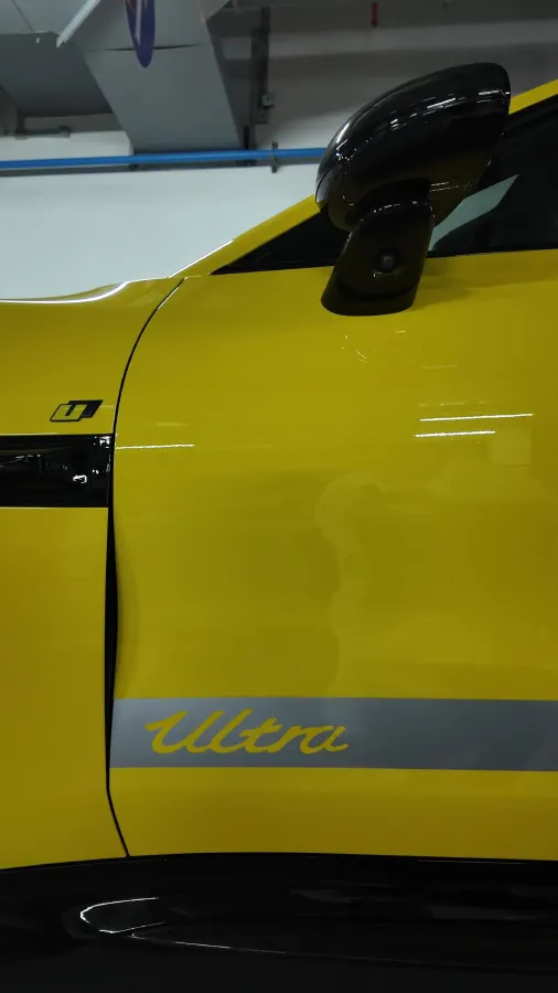 2025 MI SU7 Ultra BEV 93.7KWH,autocango,china used car exporter,china ev exporter,chinese used car exporter,chinese used ev exporter