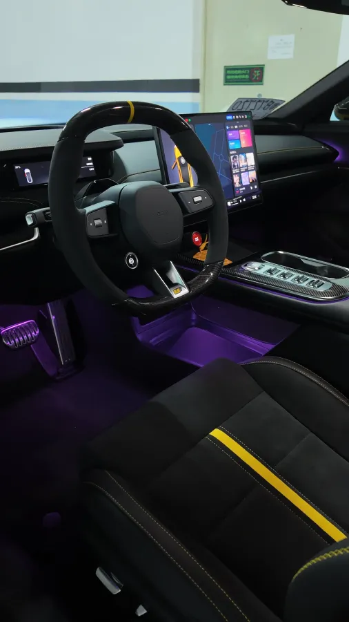 2025 MI SU7 Ultra BEV 93.7KWH,autocango,china used car exporter,china ev exporter,chinese used car exporter,chinese used ev exporter