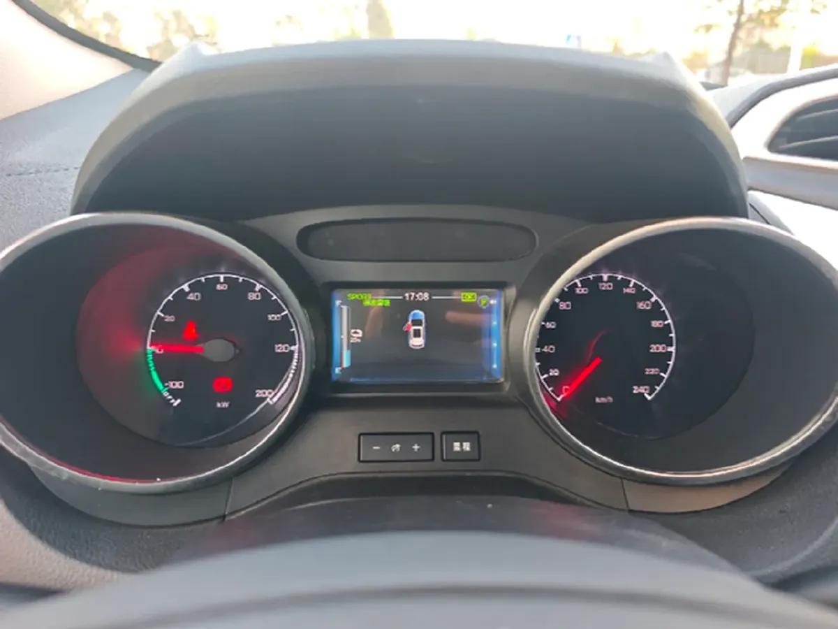 2018 BYD Yuan BEV 43.2KWH,autocango,china used car exporter,china ev exporter,chinese used car exporter,chinese used ev exporter