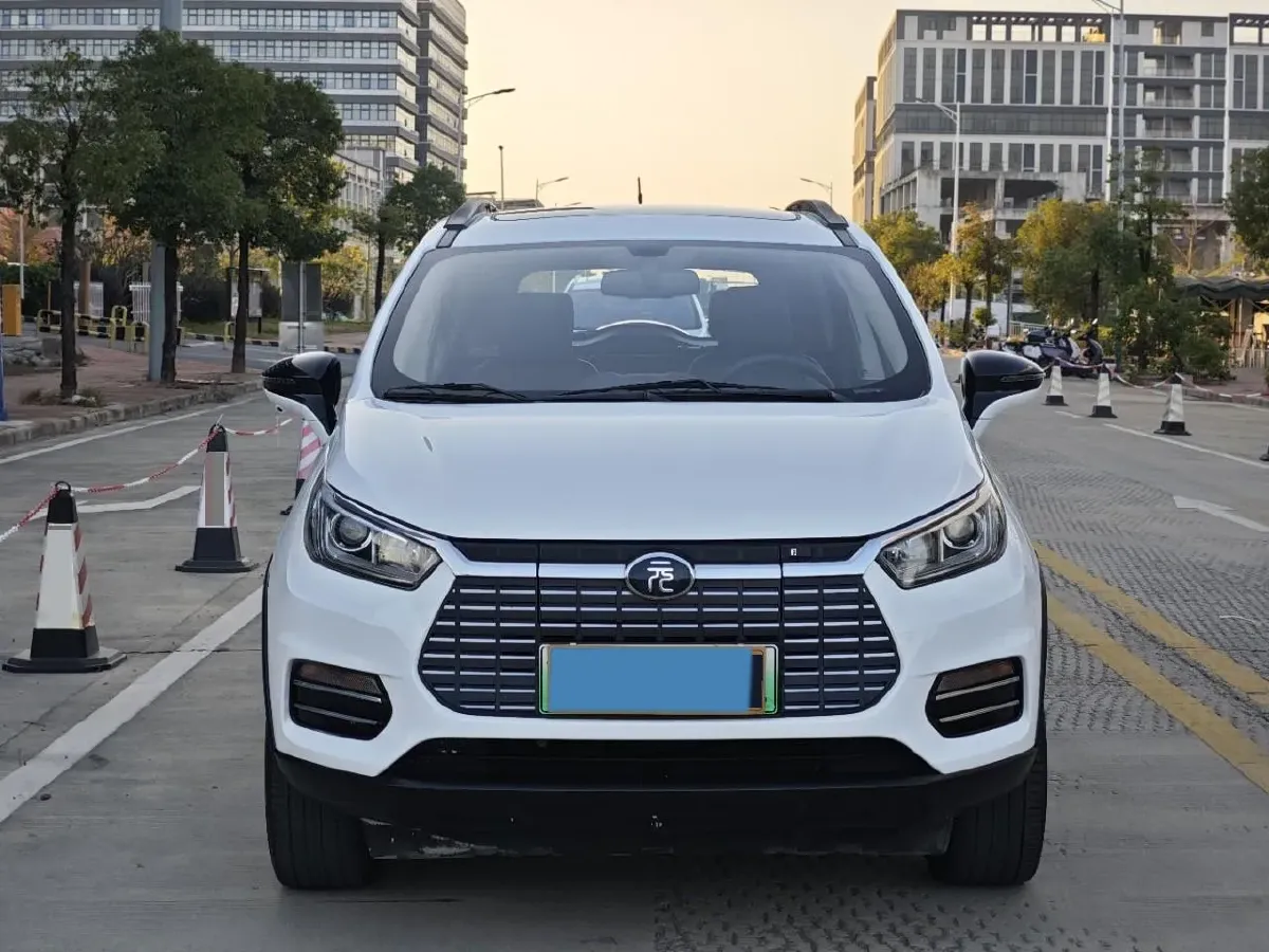 2018 BYD Yuan BEV 43.2KWH,autocango,china used car exporter,china ev exporter,chinese used car exporter,chinese used ev exporter