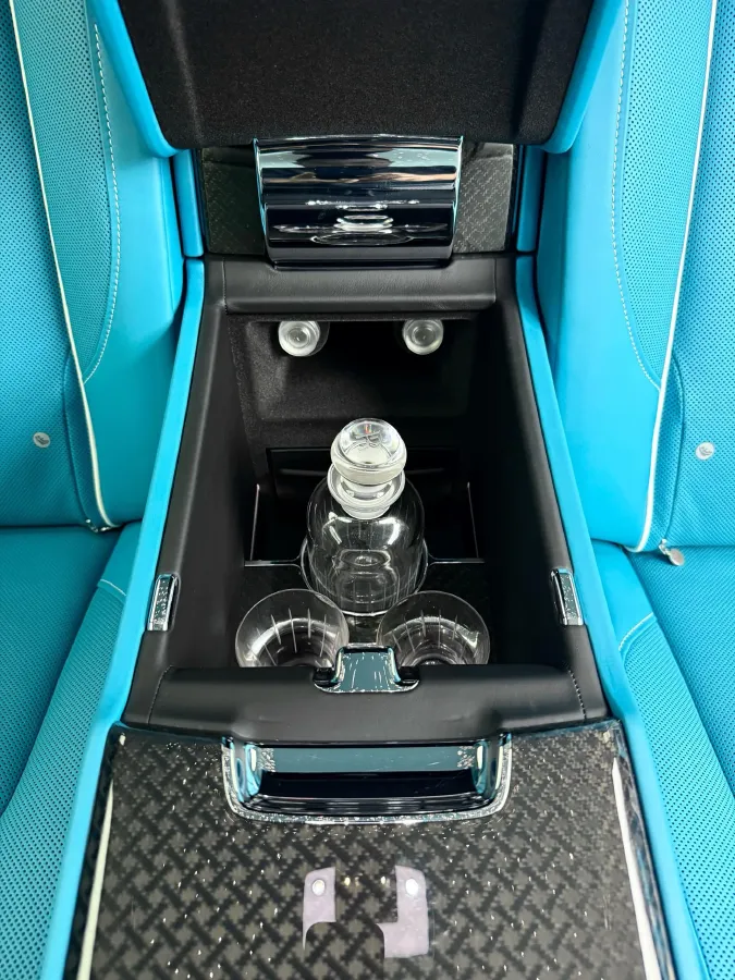 2020 Rolls-Royce Cullinan 6.7T 600HP V12 8AT,autocango,china used car exporter,china ev exporter,chinese used car exporter,chinese used ev exporter