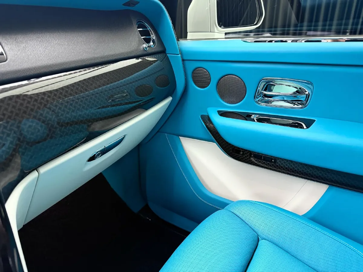 2020 Rolls-Royce Cullinan 6.7T 600HP V12 8AT,autocango,china used car exporter,china ev exporter,chinese used car exporter,chinese used ev exporter