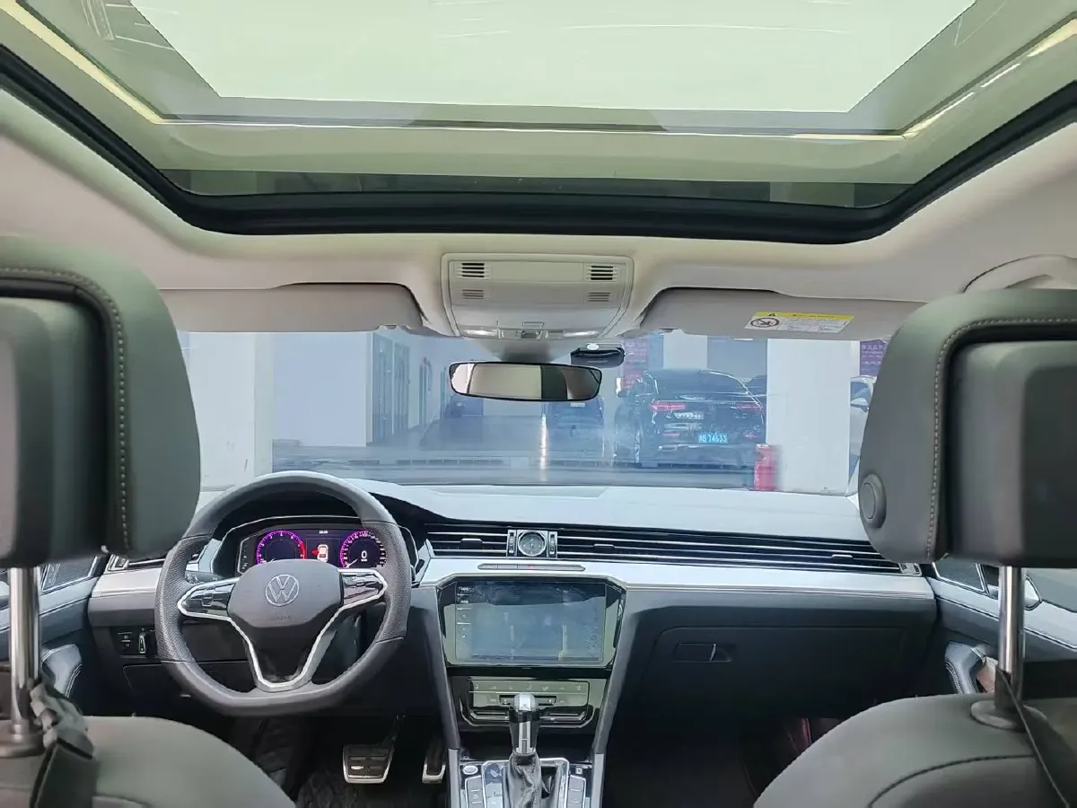 2023 Volkswagen Magotan 2.0T 186HP L4 7DCT,autocango,china used car exporter,china ev exporter,chinese used car exporter,chinese used ev exporter