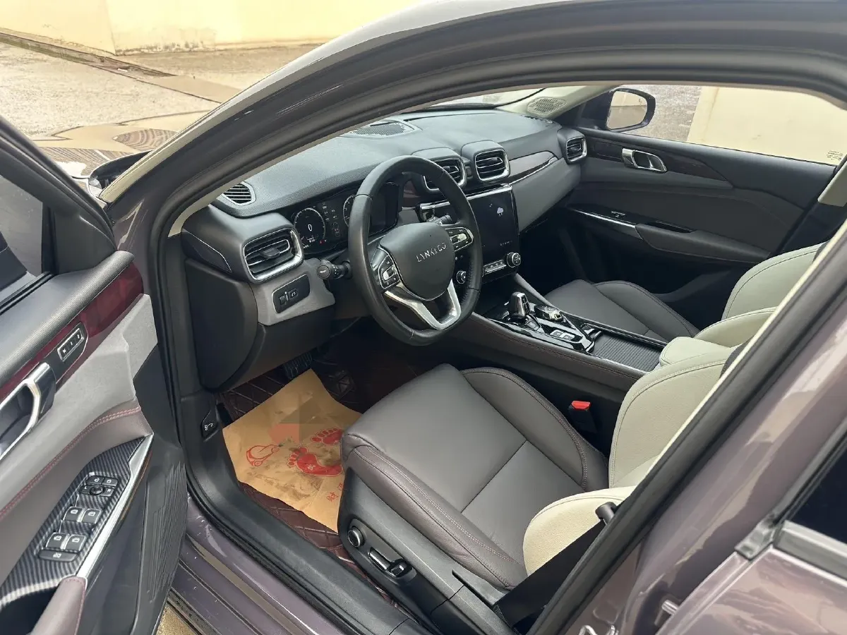 2020 LYNK&CO 02 2.0T 190HP L4 6AT,autocango,china used car exporter,china ev exporter,chinese used car exporter,chinese used ev exporter