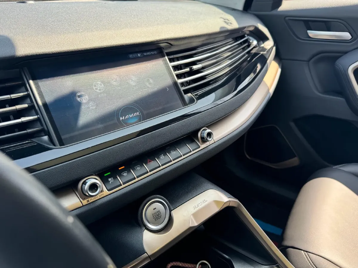 2020 Haval H6 1.5T 169HP L4 7DCT,autocango,china used car exporter,china ev exporter,chinese used car exporter,chinese used ev exporter