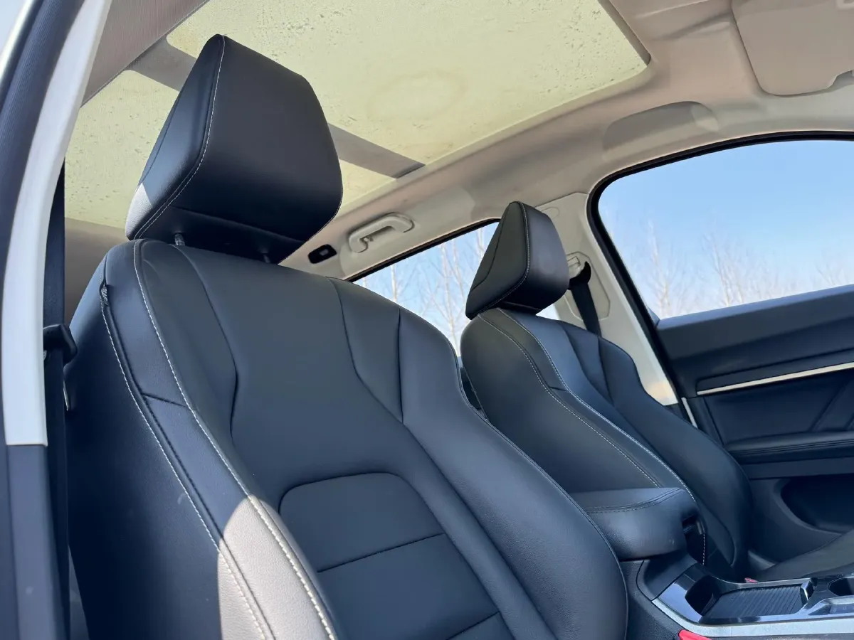 2020 Haval H6 1.5T 169HP L4 7DCT,autocango,china used car exporter,china ev exporter,chinese used car exporter,chinese used ev exporter