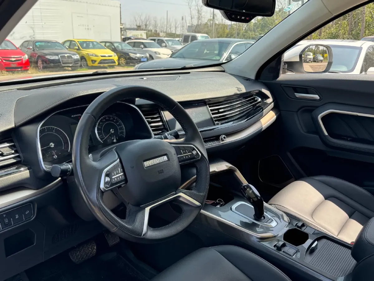 2020 Haval H6 1.5T 169HP L4 7DCT,autocango,china used car exporter,china ev exporter,chinese used car exporter,chinese used ev exporter