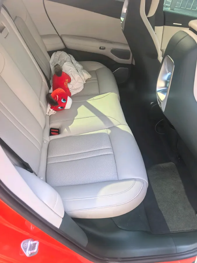 2025 MI YU7 BEV 96.3KWH,autocango,china used car exporter,china ev exporter,chinese used car exporter,chinese used ev exporter