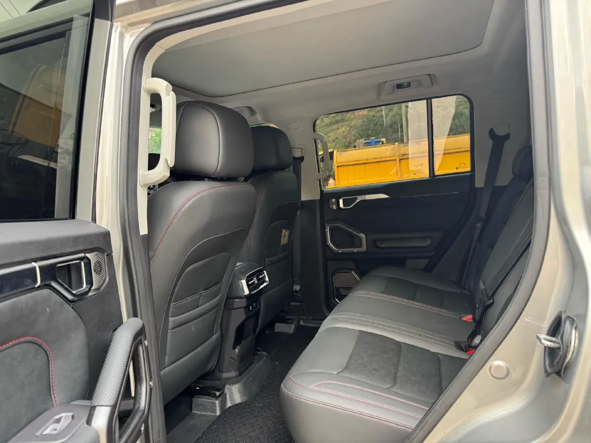 2023 Jetour Traveller 2.0T 254HP L4 7DCT,autocango,china used car exporter,china ev exporter,chinese used car exporter,chinese used ev exporter