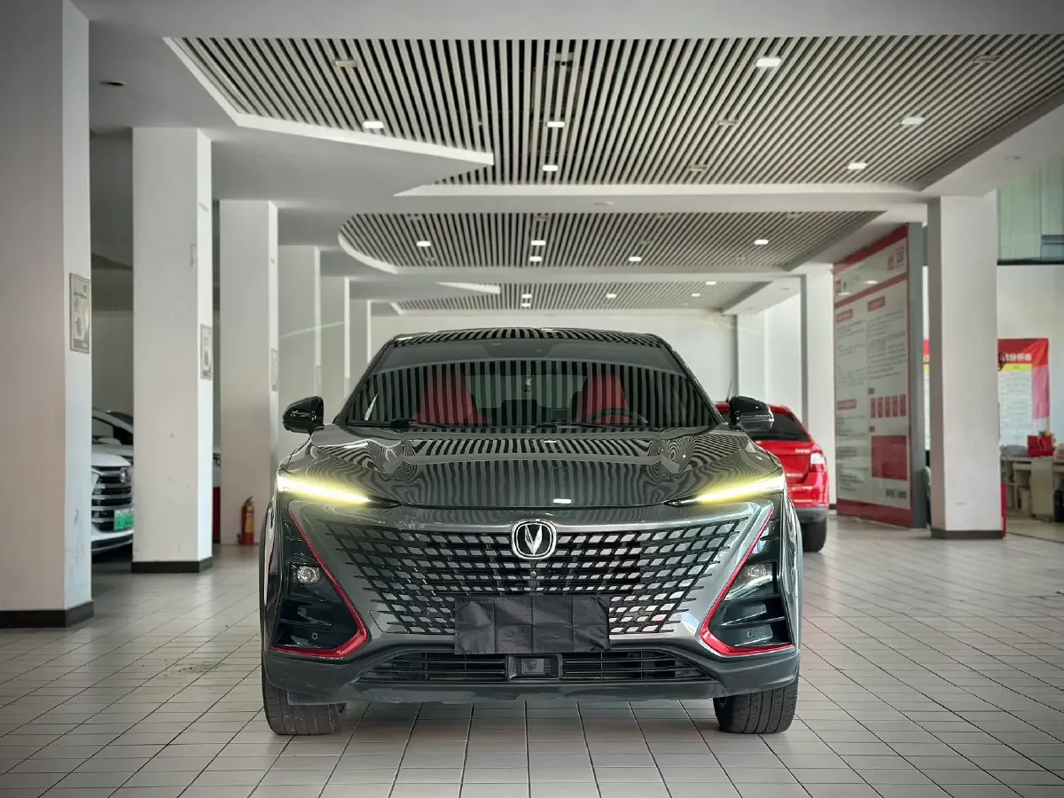 2021 ChangAn UNI-T 1.5T 180HP L4 7DCT,autocango,china used car exporter,china ev exporter,chinese used car exporter,chinese used ev exporter