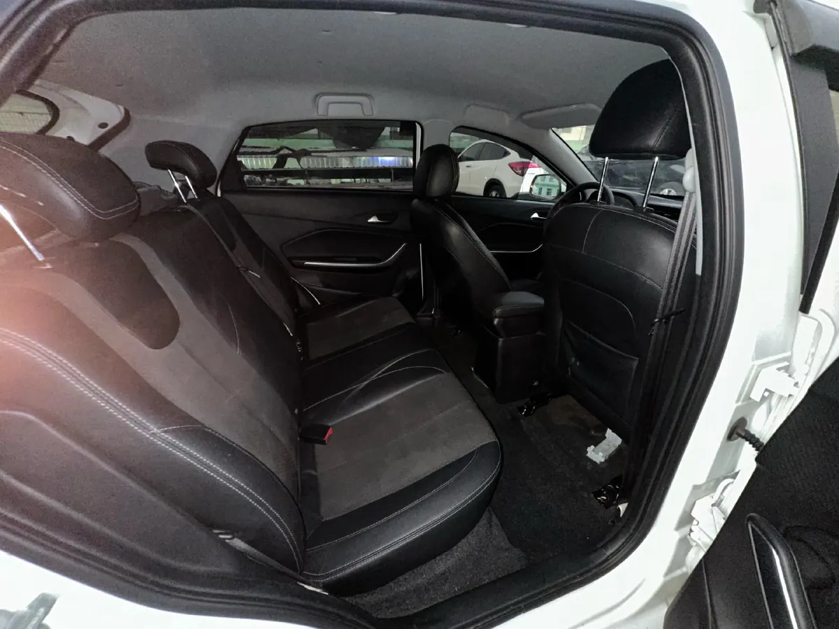 2020 KaiYi XuanJie 1.5L 116HP L4 5MT,autocango,china used car exporter,china ev exporter,chinese used car exporter,chinese used ev exporter