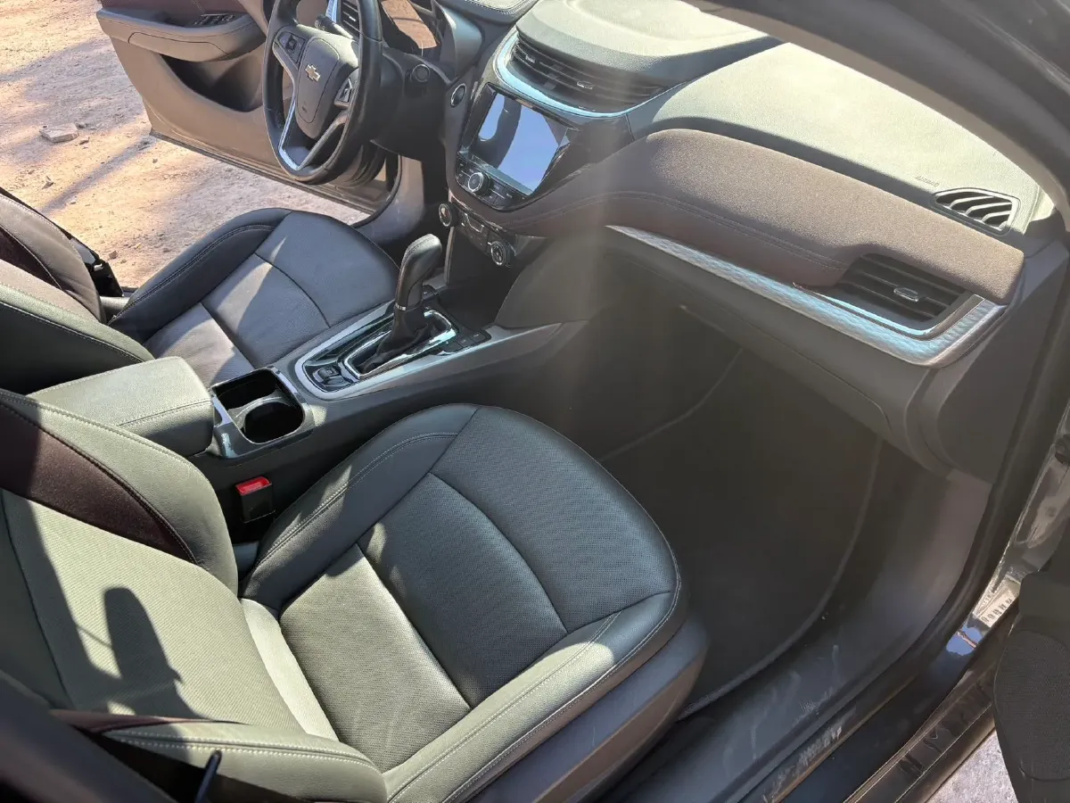 2018 Chevrolet Malibu 1.5T 170HP L4 6AT,autocango,china used car exporter,china ev exporter,chinese used car exporter,chinese used ev exporter