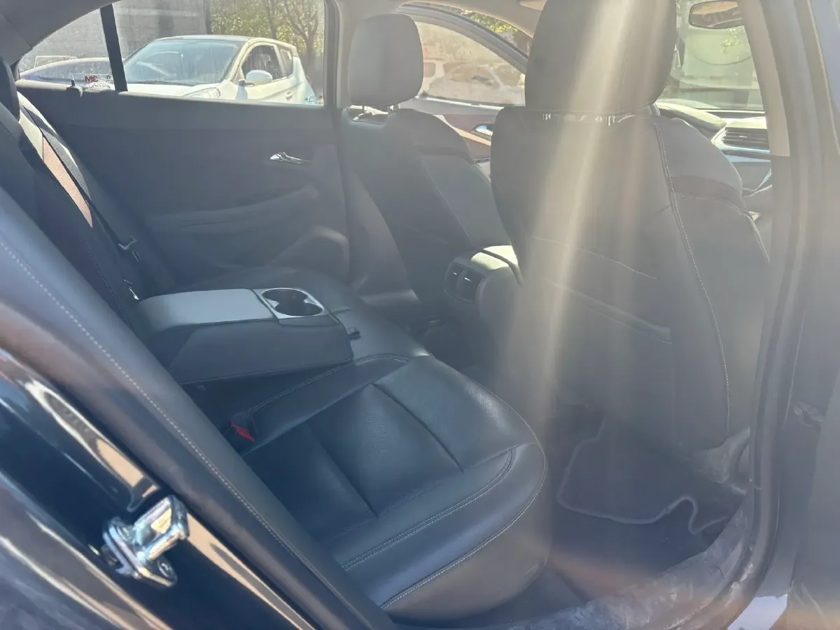 2018 Chevrolet Malibu 1.5T 170HP L4 6AT,autocango,china used car exporter,china ev exporter,chinese used car exporter,chinese used ev exporter