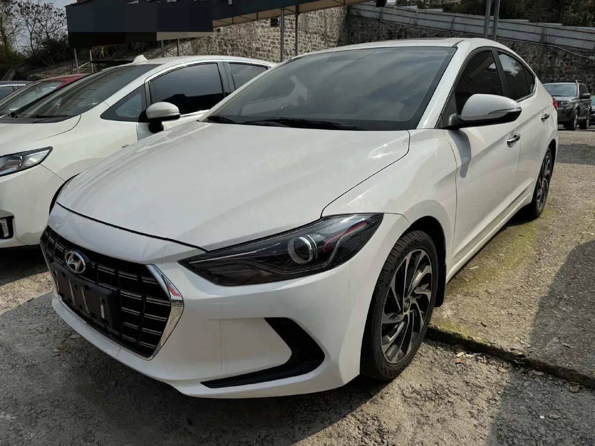 2020 Hyundai Elantra 1.5L 115HP L4 CVT,autocango,china used car exporter,china ev exporter,chinese used car exporter,chinese used ev exporter