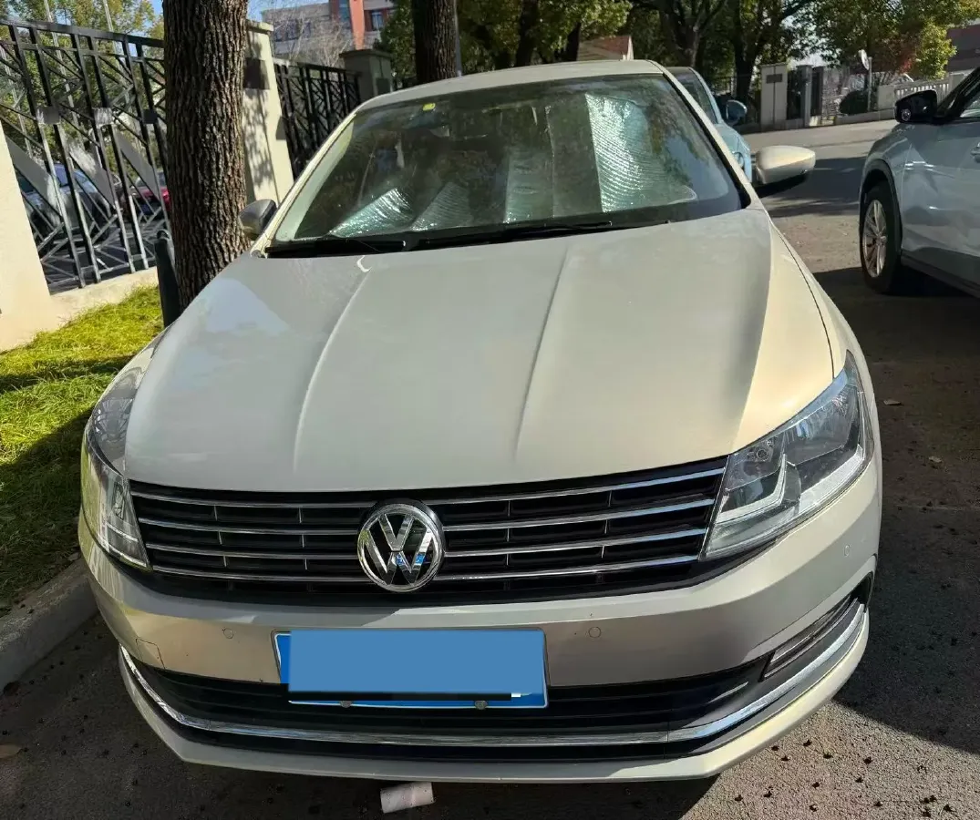 2017 Volkswagen Lavida 1.4T 131HP L4 7DCT,autocango,china used car exporter,china ev exporter,chinese used car exporter,chinese used ev exporter