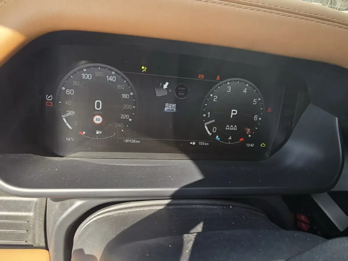 2022 Land Rover Defender 3.0T 400HP L6 8AT,autocango,china used car exporter,china ev exporter,chinese used car exporter,chinese used ev exporter