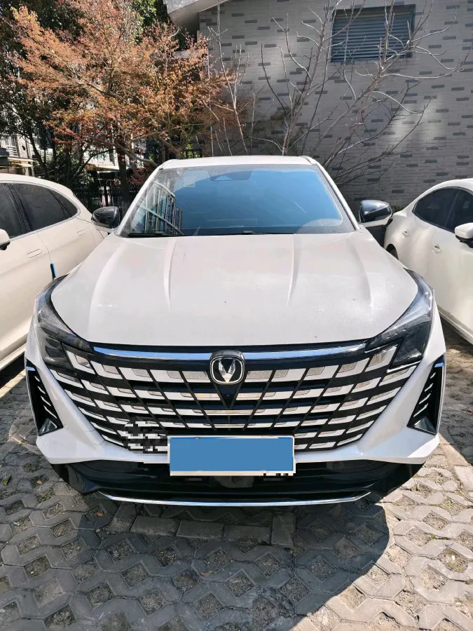 2025 ChangAn UNI-Z 1.5T 192HP L4 7DCT,autocango,china used car exporter,china ev exporter,chinese used car exporter,chinese used ev exporter