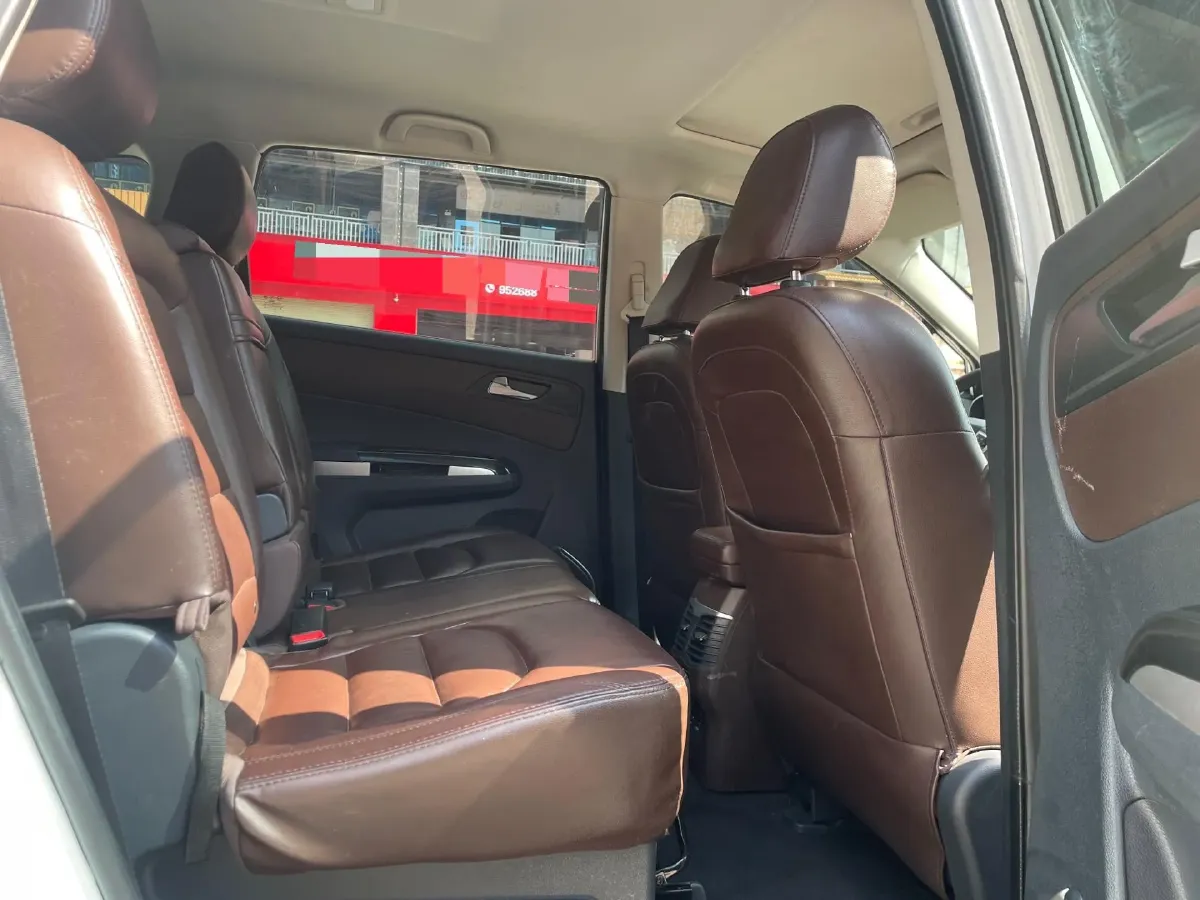 2017 HaiMa Family F7 1.5T 165HP L4 6AT,autocango,china used car exporter,china ev exporter,chinese used car exporter,chinese used ev exporter