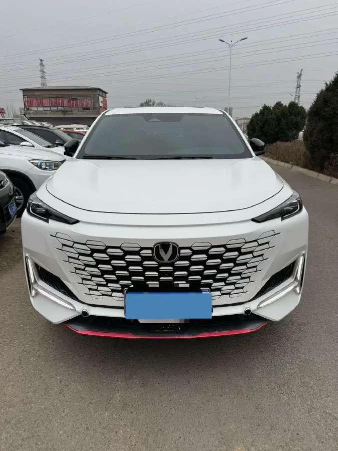 2021 ChangAn UNI-K 2.0T 233HP L4 8AT,autocango,china used car exporter,china ev exporter,chinese used car exporter,chinese used ev exporter