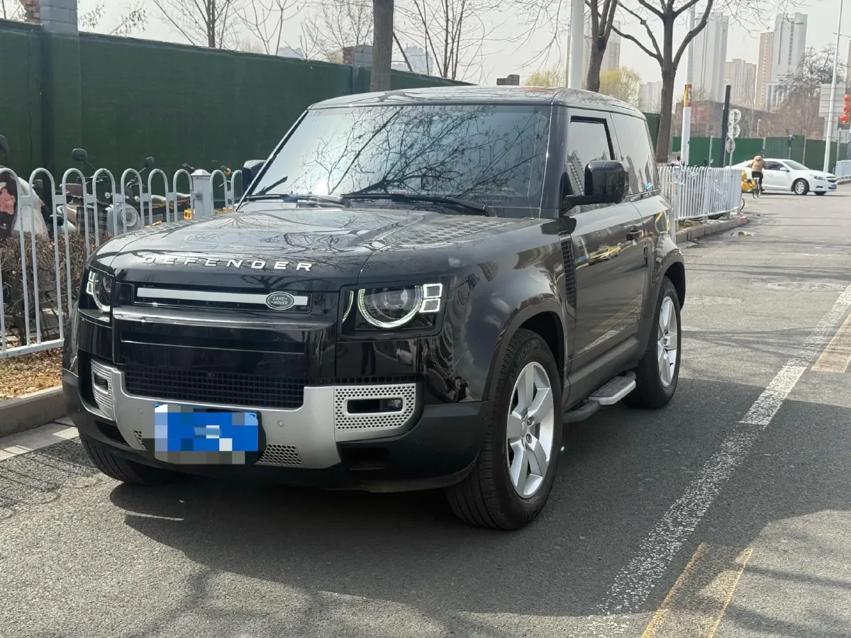 2024 Land Rover Defender 3.0T 400HP L6 8AT,autocango,china used car exporter,china ev exporter,chinese used car exporter,chinese used ev exporter