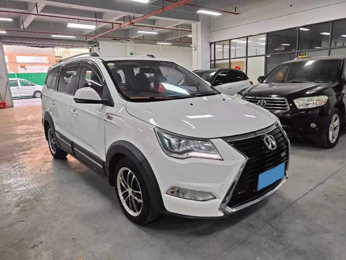 2017 BAIC WeiWang M60 1.5T 150HP L4 CVT,autocango,china used car exporter,china ev exporter,chinese used car exporter,chinese used ev exporter