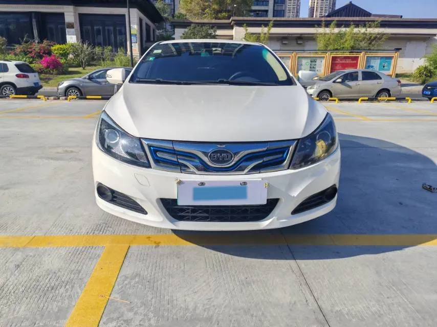 2018 BYD e5 BEV 60.48KWH,autocango,china used car exporter,china ev exporter,chinese used car exporter,chinese used ev exporter