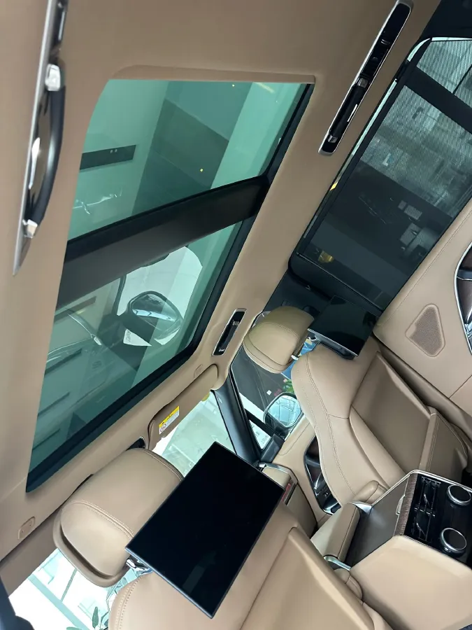 2024 Land Rover Range Rover 3.0T 400HP L6 8AT,autocango,china used car exporter,china ev exporter,chinese used car exporter,chinese used ev exporter