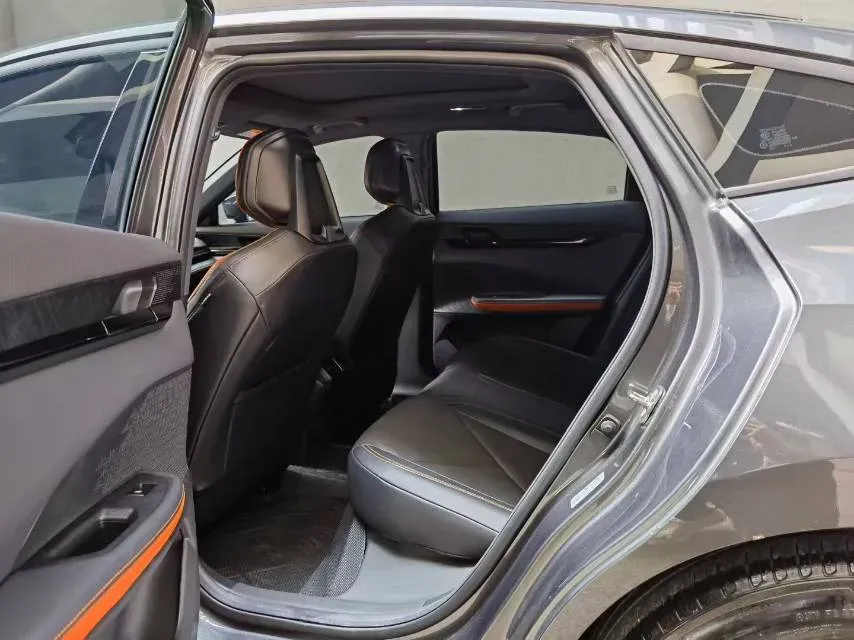 2023 ChangAn UNI-V iDD 1.5T 170HP L4 6TCT PHEV 18.4KWH,autocango,china used car exporter,china ev exporter,chinese used car exporter,chinese used ev exporter