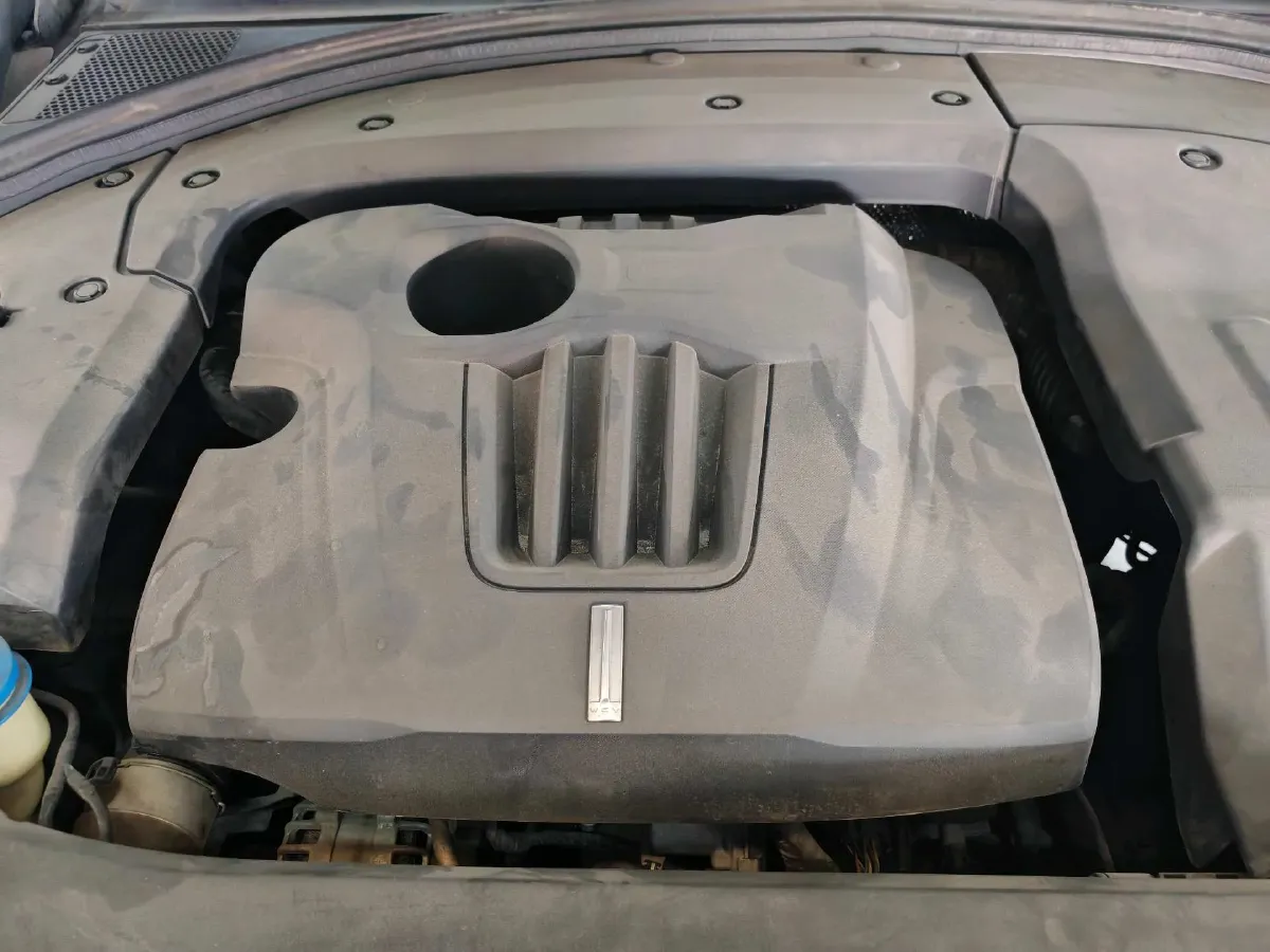 2017 WEY VV7 2.0T 234HP L4 7DCT,autocango,china used car exporter,china ev exporter,chinese used car exporter,chinese used ev exporter