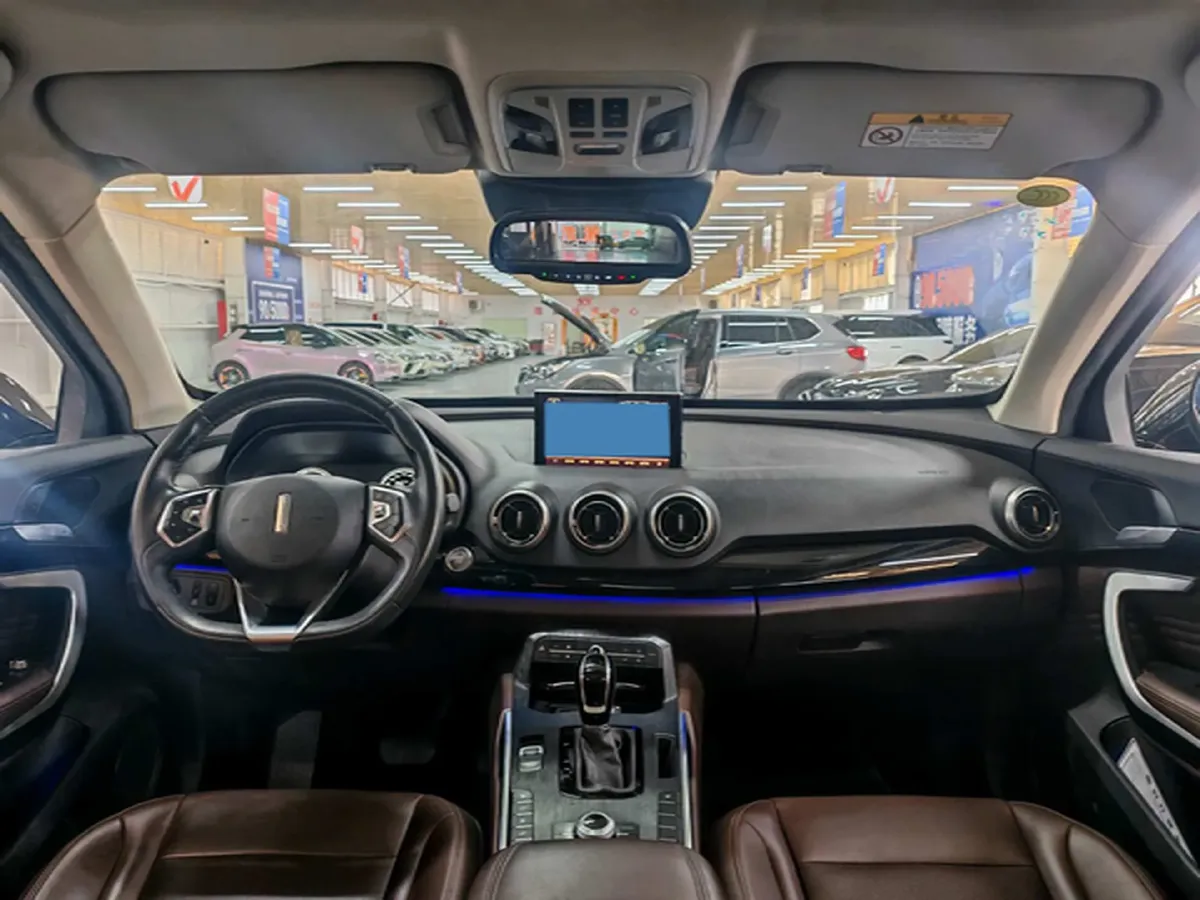 2017 WEY VV7 2.0T 234HP L4 7DCT,autocango,china used car exporter,china ev exporter,chinese used car exporter,chinese used ev exporter