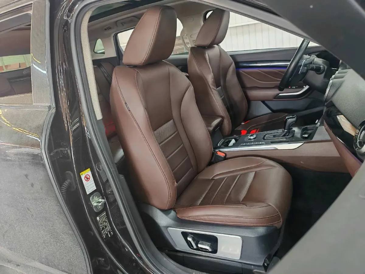 2017 WEY VV7 2.0T 234HP L4 7DCT,autocango,china used car exporter,china ev exporter,chinese used car exporter,chinese used ev exporter