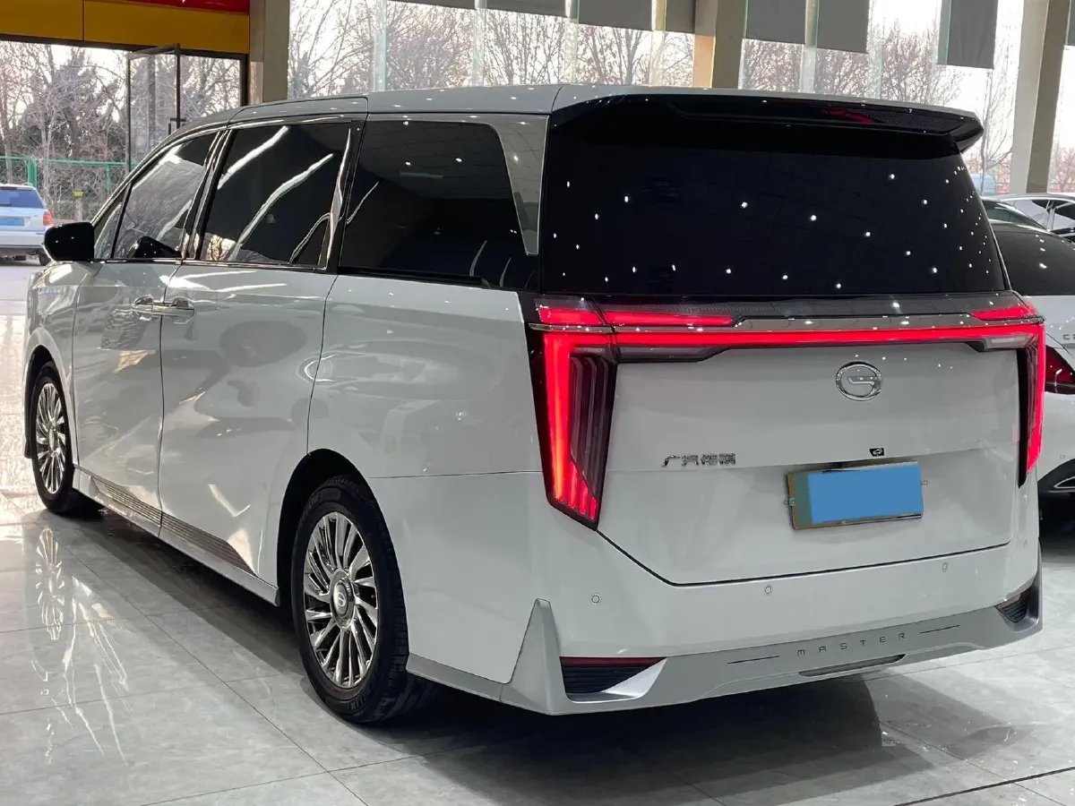 2023 GAC Trumpchi M8 2.0T 252HP L4 8AT,autocango,china used car exporter,china ev exporter,chinese used car exporter,chinese used ev exporter