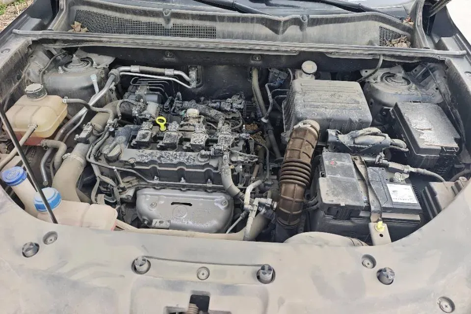 2022 ChangAn CS75 Plus 1.5T 178HP L4 6AT,autocango,china used car exporter,china ev exporter,chinese used car exporter,chinese used ev exporter