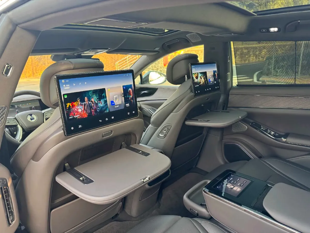 2024 Denza DenzaZ9 2.0T 207HP L4 E-CVT PHEV 38.5KWH,autocango,china used car exporter,china ev exporter,chinese used car exporter,chinese used ev exporter