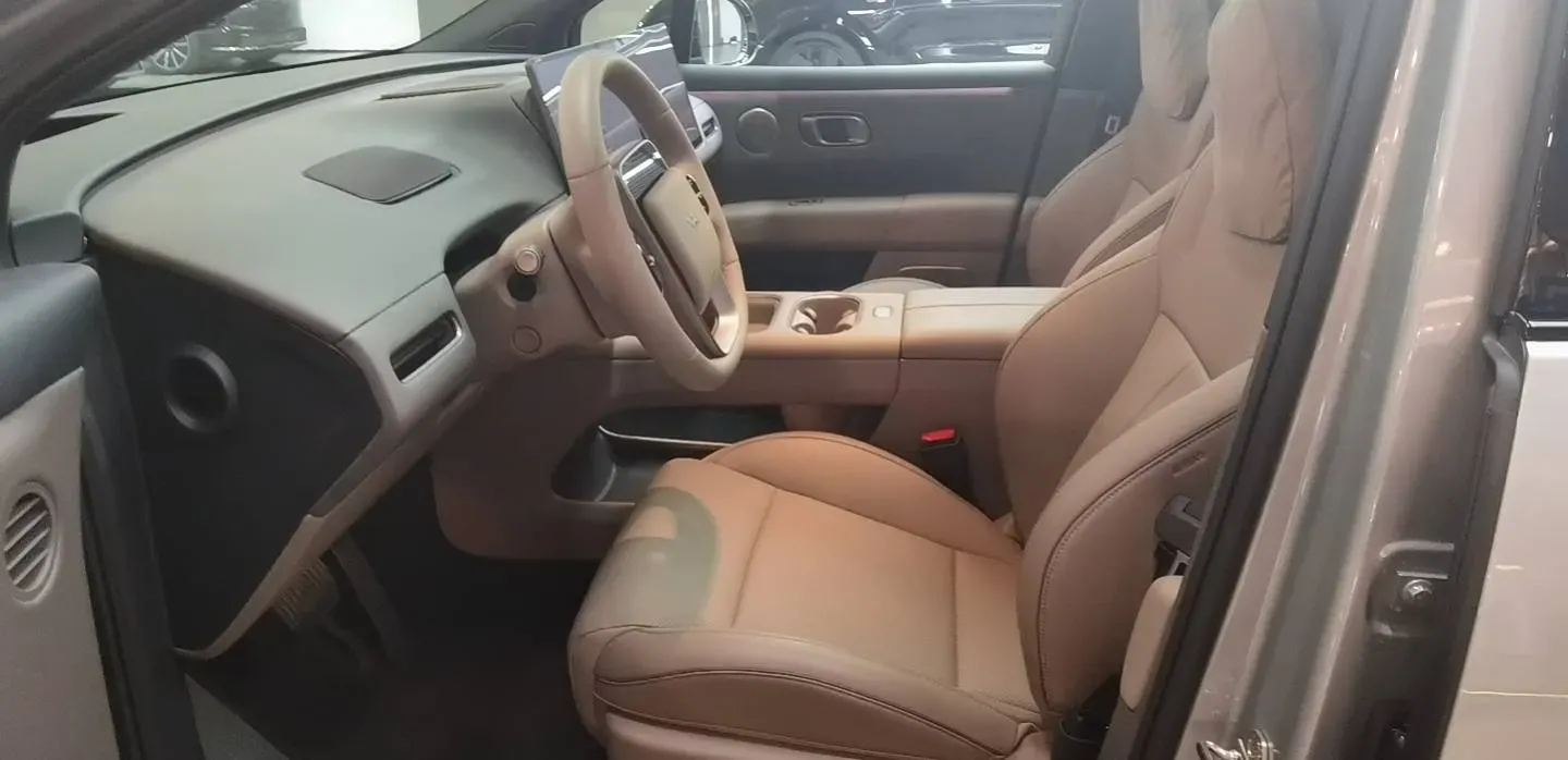 2025 Li i6 BEV,autocango,china used car exporter,china ev exporter,chinese used car exporter,chinese used ev exporter