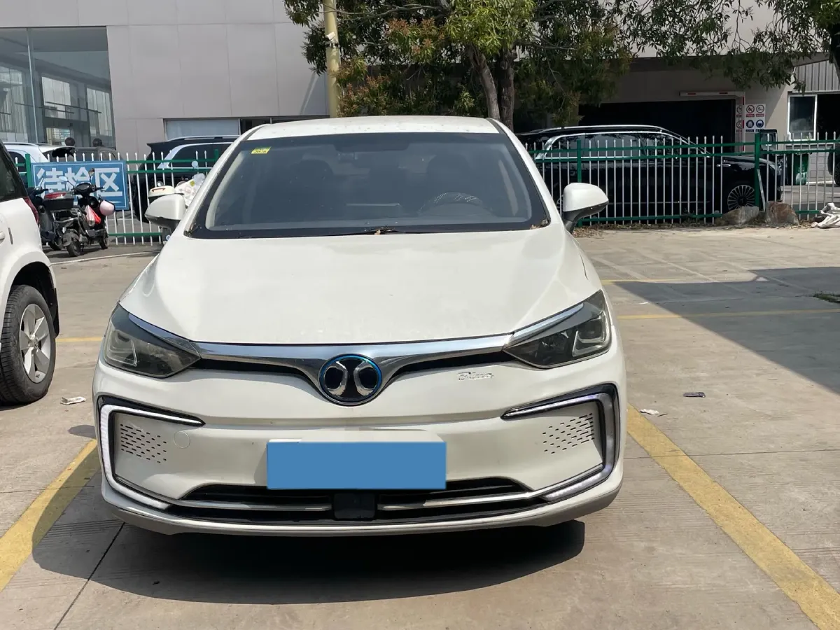 2018 BeiJing Auto EU5 BEV 53.66KWH,autocango,china used car exporter,china ev exporter,chinese used car exporter,chinese used ev exporter
