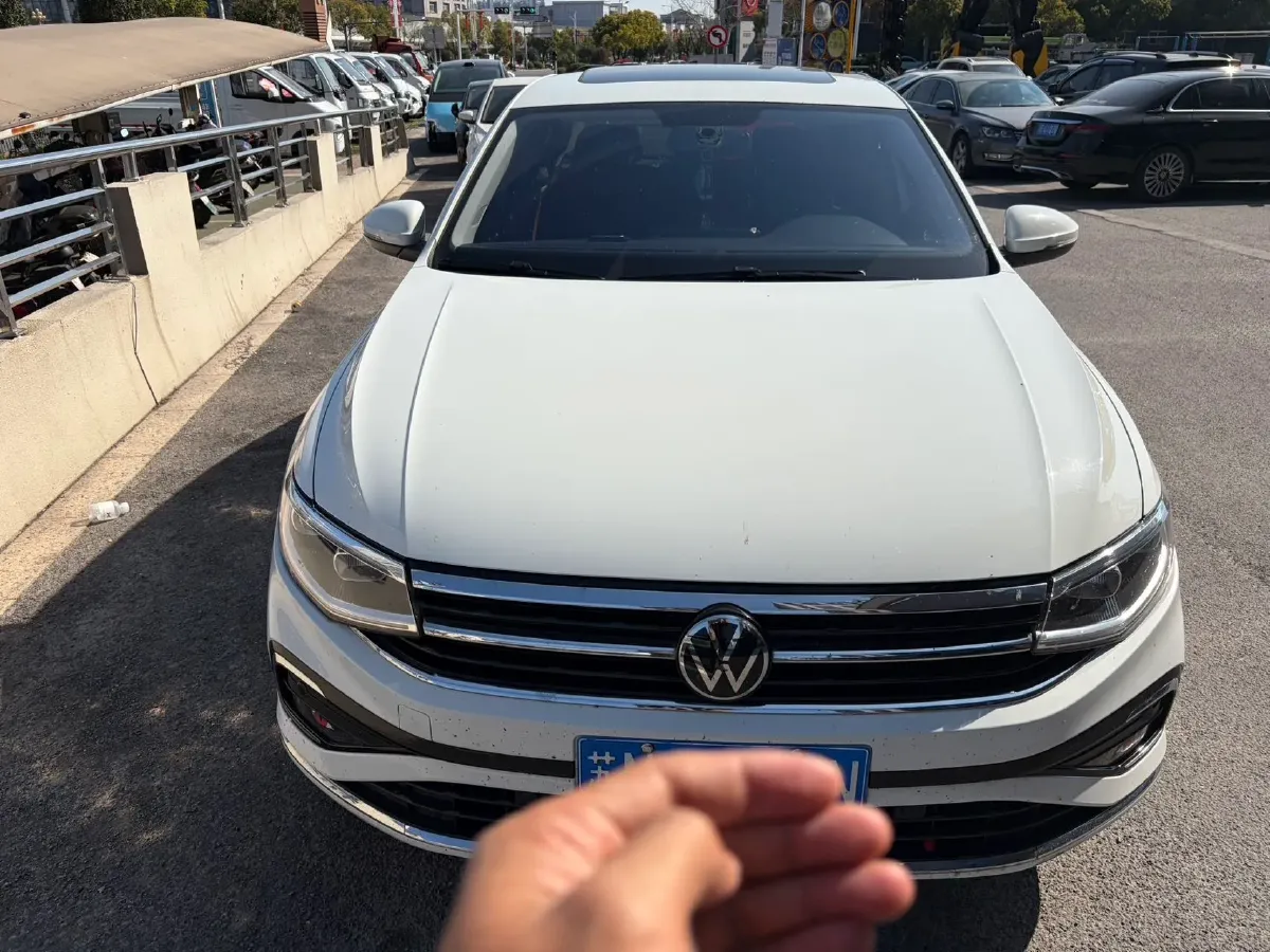 2023 Volkswagen Bora 1.2T 116HP L4 7DCT,autocango,china used car exporter,china ev exporter,chinese used car exporter,chinese used ev exporter