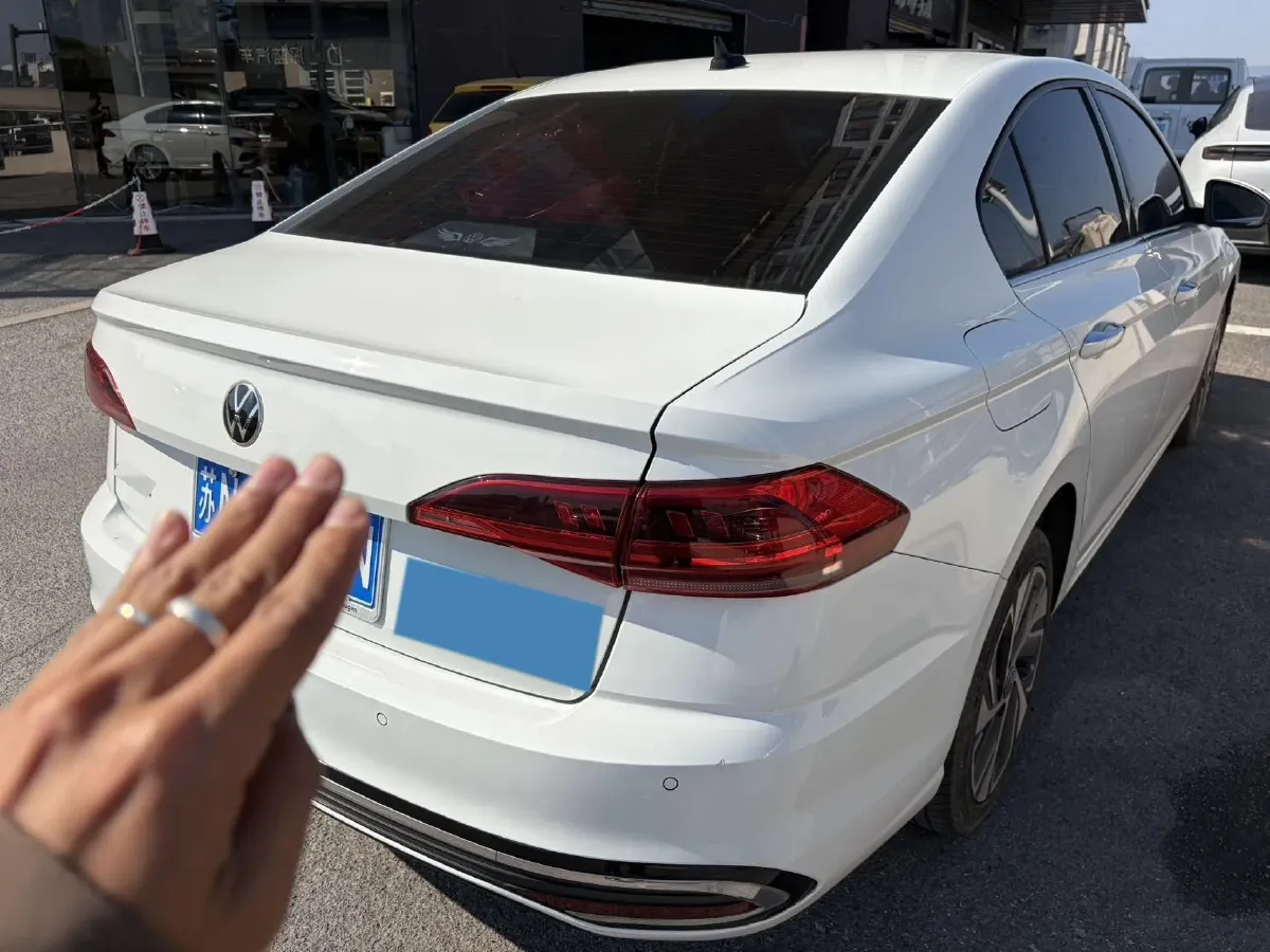 2023 Volkswagen Bora 1.2T 116HP L4 7DCT,autocango,china used car exporter,china ev exporter,chinese used car exporter,chinese used ev exporter