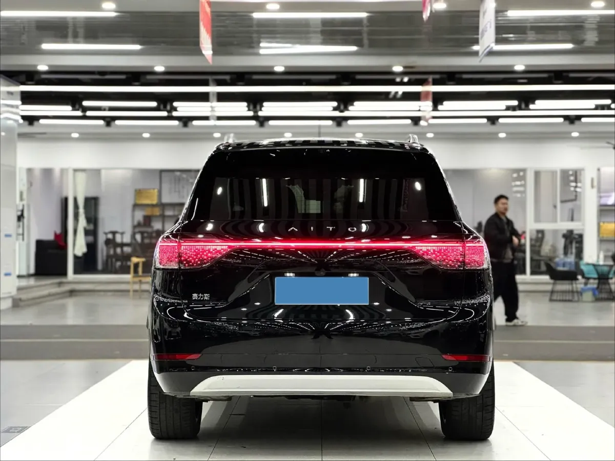 2024 AITO AITO M9 1.5T 152HP L4 REEV 42KWH,autocango,china used car exporter,china ev exporter,chinese used car exporter,chinese used ev exporter